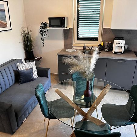 Divine Apartments Baška Екстериор снимка