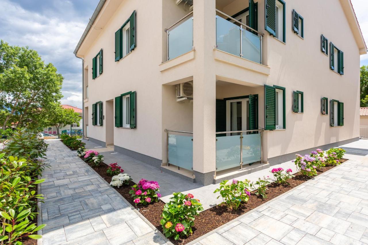 Divine Apartments Baška Екстериор снимка