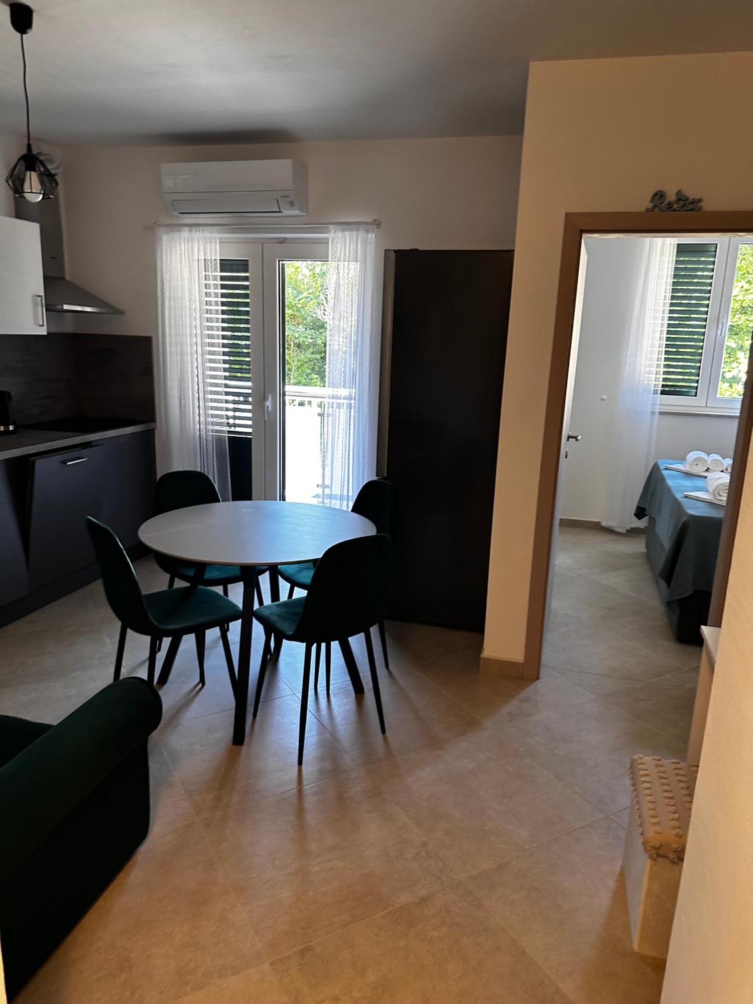 Divine Apartments Baška Екстериор снимка